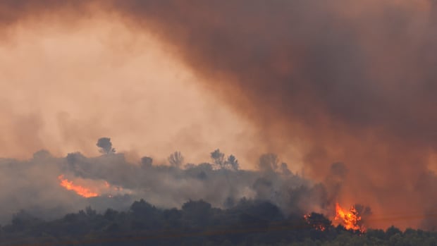 One deceased, houses spent as wild fires were full of Southern France