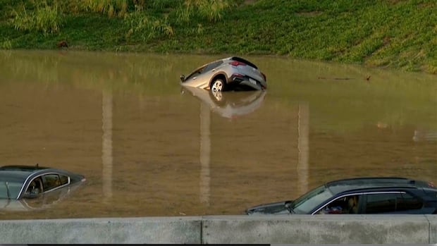 3 Members of Tennessee family were killed with a fall tree as a flash floods