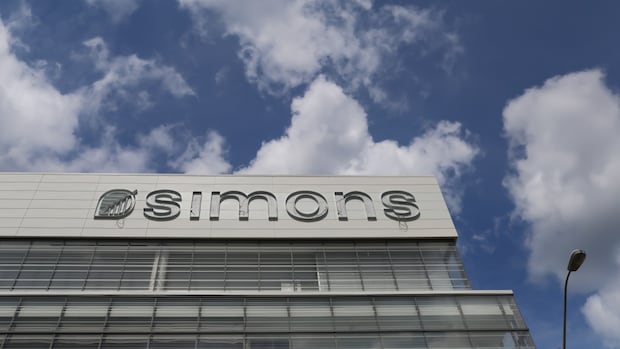 Simons opens its 1st Toronto store at Yorkdale mall | CBC News