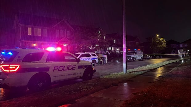 1 dead after double shooting in Brampton: Peel police | CBC News