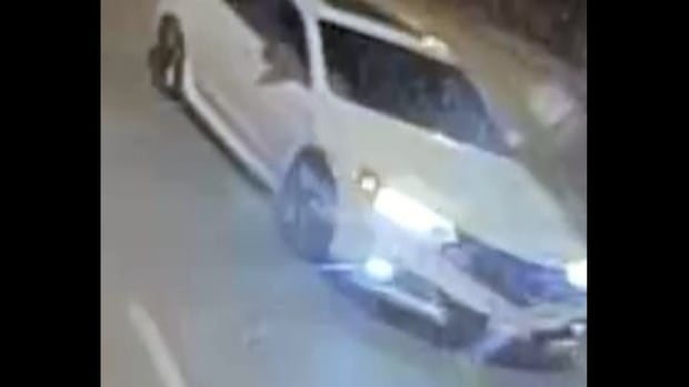Toronto police looking for white Acura allegedly involved in fatal shooting of 8-year-old boy in North York | CBC News