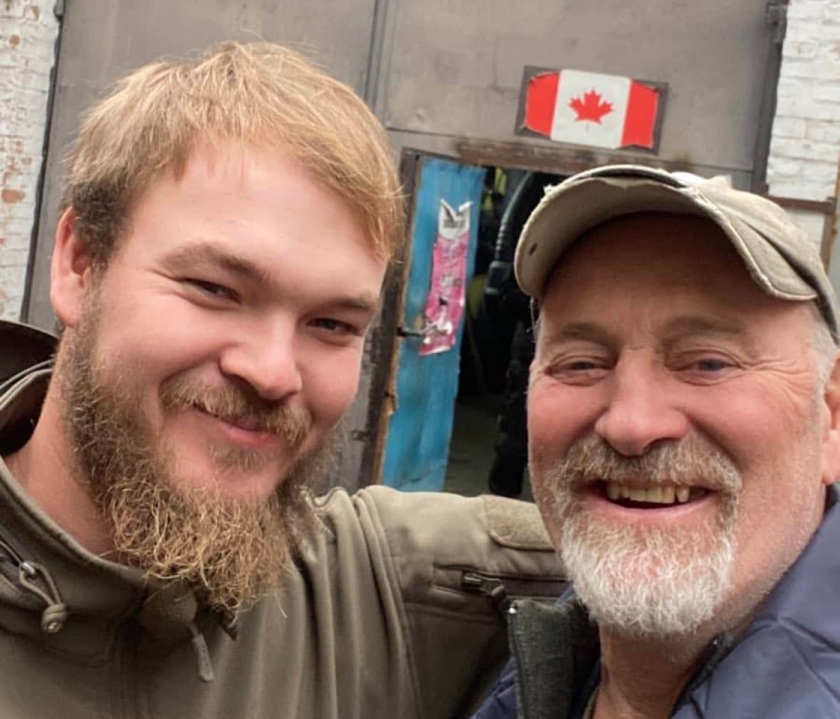 Paul and Mac Hughes in Kharif in 2024. Hughes initially joined his father in Ukraine to carry out humanitarian actions, but then continued to join the country's army.