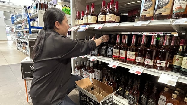 Odveta za clá: Predaj Jack Daniel's v Kanade klesol o 62 %, tvrdí výrobca