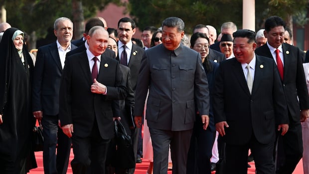 Xi Jinping – Puttut and Kim – Talks about choosing between war and peace in a large paradise Xi Jinping – Puttut and Kim – Talks about choosing between war and peace in a large paradise