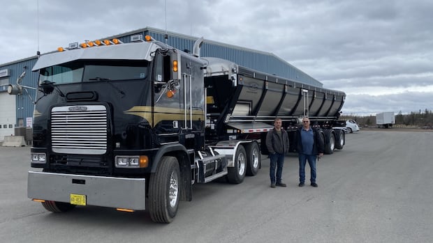 N.S. government looks to end policy that ensures work for independent trucks