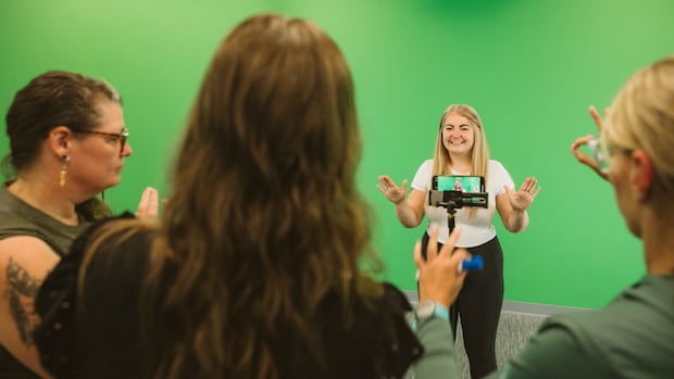NSCC program teaches deaf students to become deaf interpreters