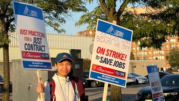 ontario-college-support-staff-strike-humber-college.jpeg