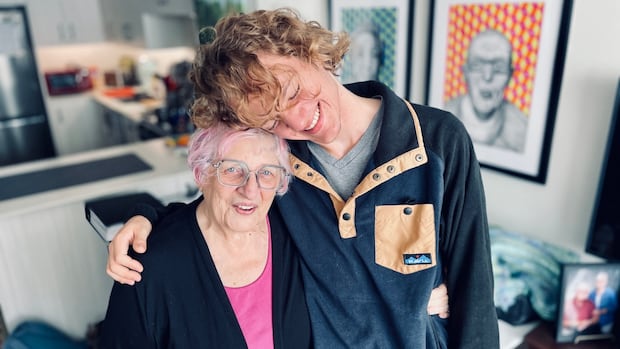 Meet the 82-year old enrolled at U of T with her grandson | CBC News