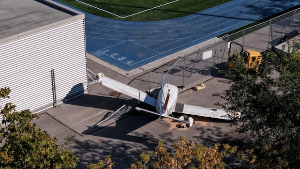 Air traffic audio reveals tense moments before small plane crashed near Toronto high school | CBC News