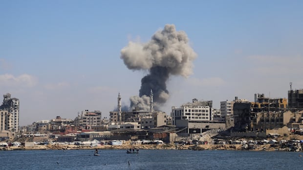 Internet, telephone lines decides Gaza across Gaza as Israel Ground duties are expected to grow