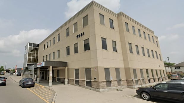 Burlington Clinic Used Unsterile Needles for Six Years, Potentially Exposing 1,000 Patients to HIV, Hepatitis