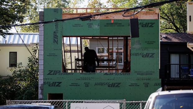Toronto gets a failing grade for housing starts so far in 2025, new report says
