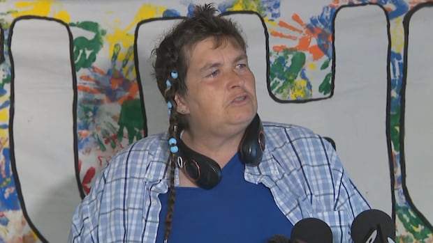 Toronto shelters 'dehumanizing,' say advocacy groups pushing for urgent accessibility fixes | CBC News