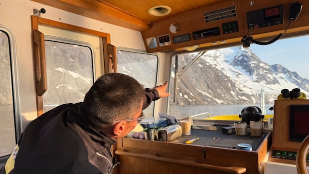 Among the threats of awake, may the Canada and Greenland grow closer?