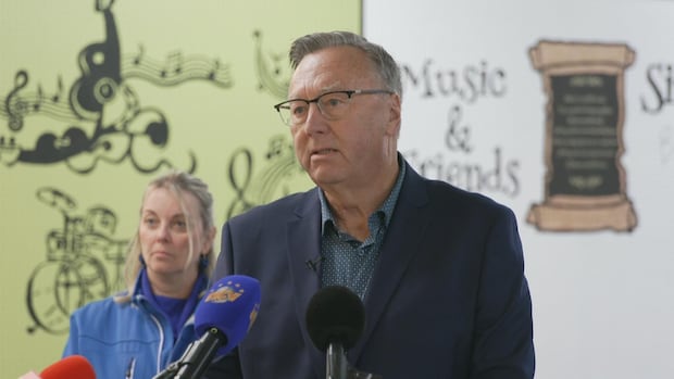 Wakeham slams Liberal handling of N.L.'s offshore as ExxonMobil slashes jobs