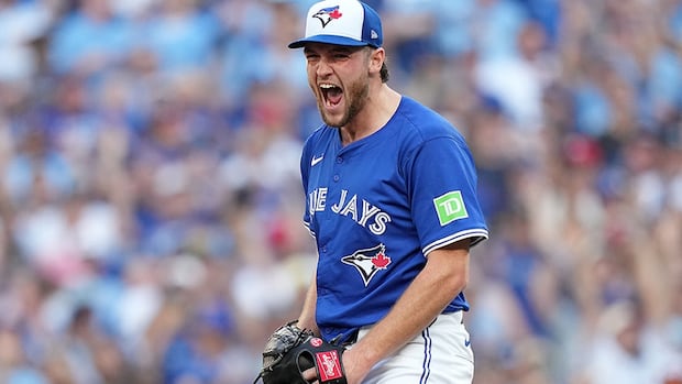 Yesavage sets Blue Jays mark, striking out 11 in MLB playoff debut to key rout of Yankees | CBC Sports