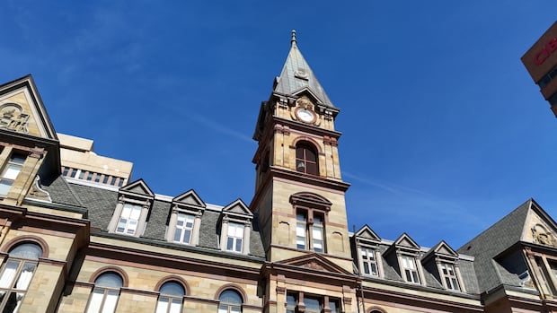 Halifax launches new civilian mental health crisis team