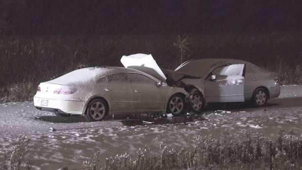 1 dead, 1 seriously injured after head-on crash in Markham, police say | CBC News