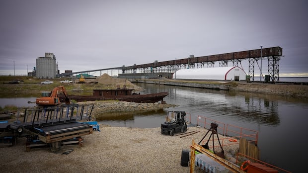A small portion of the coast of Churchill, featuring a body of water. 