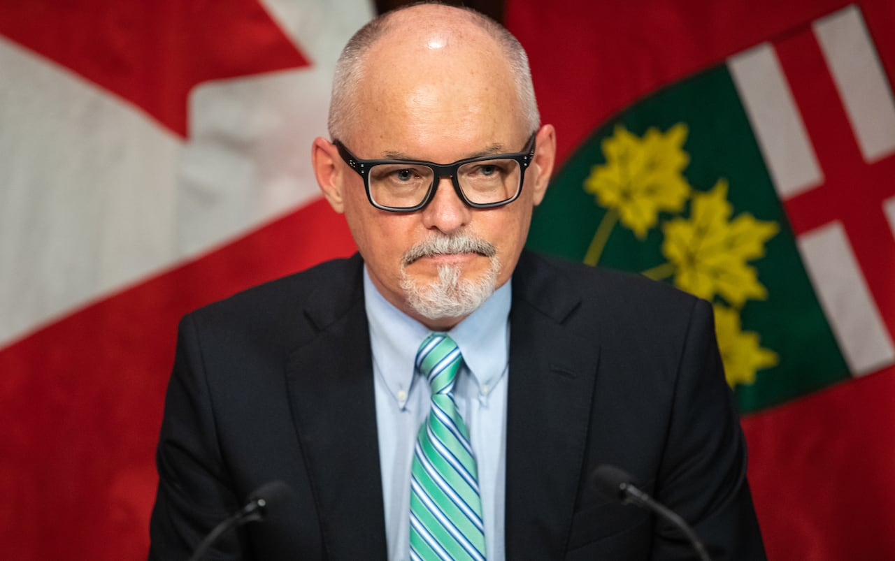 Sağlık Başhekimi Dr. Kieran Moore, 11 Nisan 2022'de Toronto'daki Queens Park'ta COVID-19 salgınıyla ilgili olarak yaklaşık bir ay sonra ilk kez kamuoyuna konuşuyor.