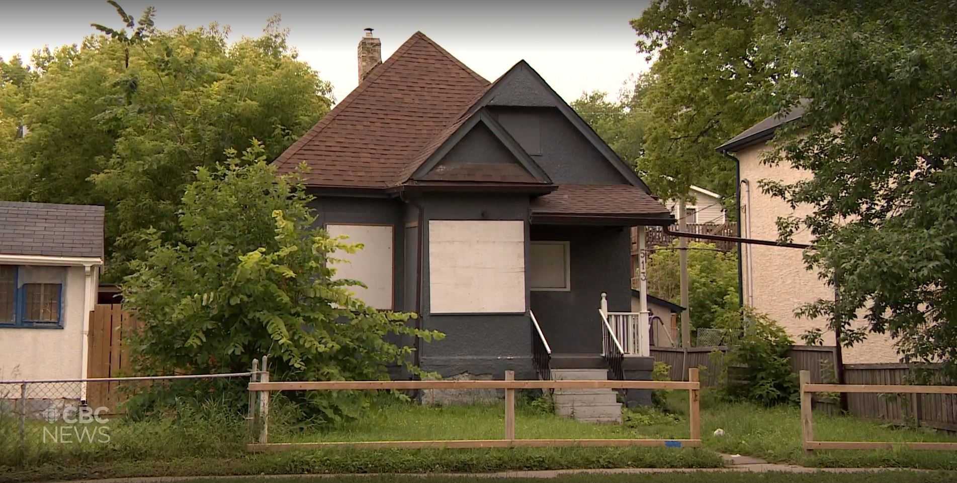Winnipeg considers taking derelict properties off owners’ hands, turning them into affordable housing Winnipeg considers taking derelict properties off owners’ hands, turning them into affordable housing