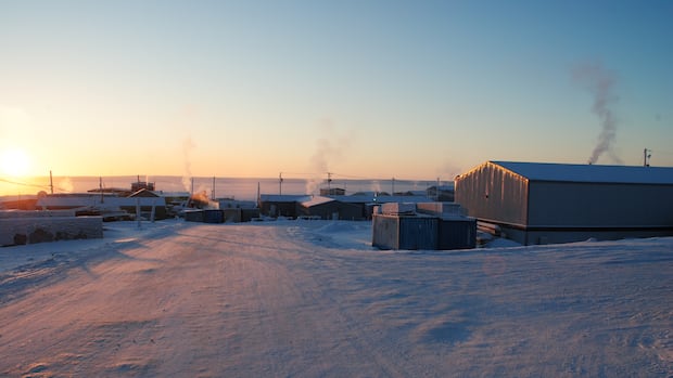 Reports of 'pink cocaine' circulating in Cambridge Bay, Nunavut's Health department says