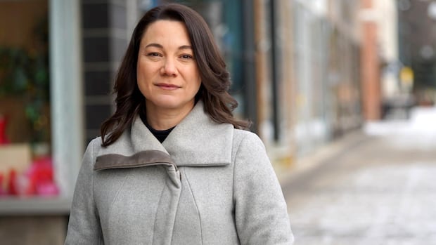 Lethbridge officer searched Shannon Phillips on database after overhearing 'tail end' of conversation: report