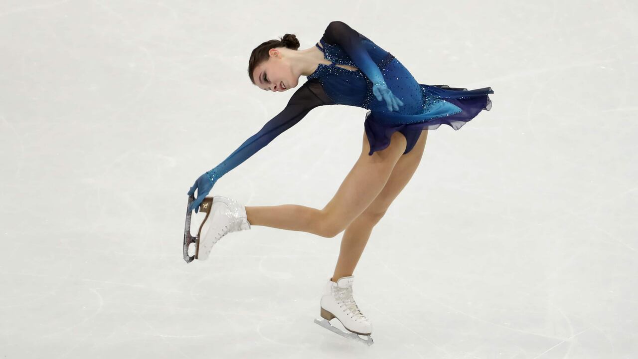 Russian Anna Shcherbakova leads after world championship women's short program | CBC.ca