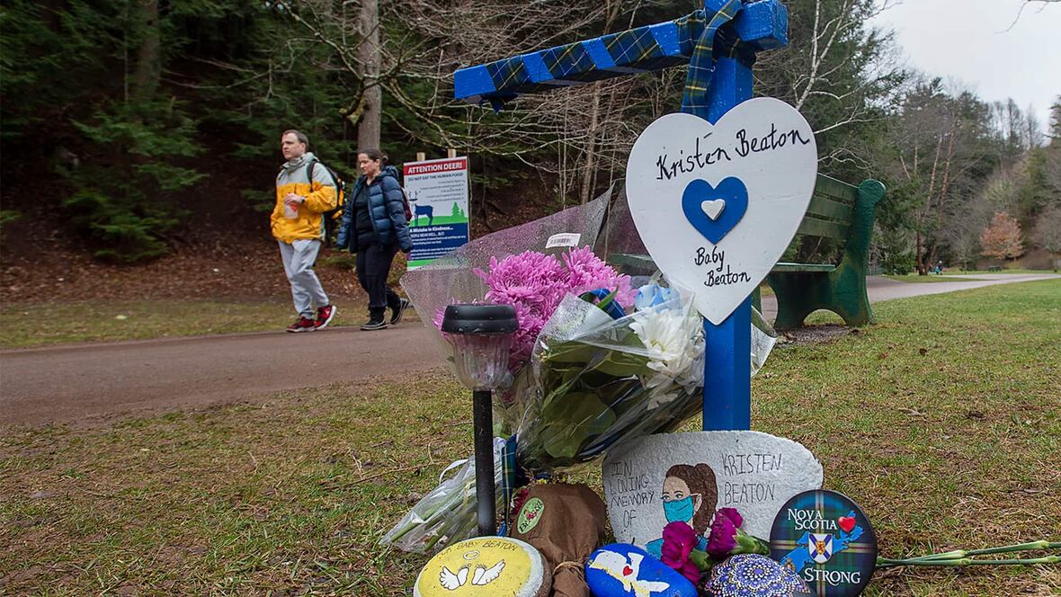 Nova Scotia honours victims of mass shooting on anniversary | CBC.ca