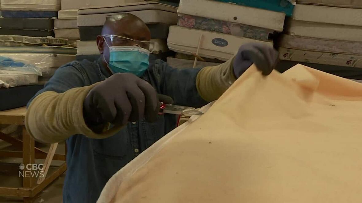 Contracting delay sends thousands of mattresses to Edmonton's dump CBC.ca
