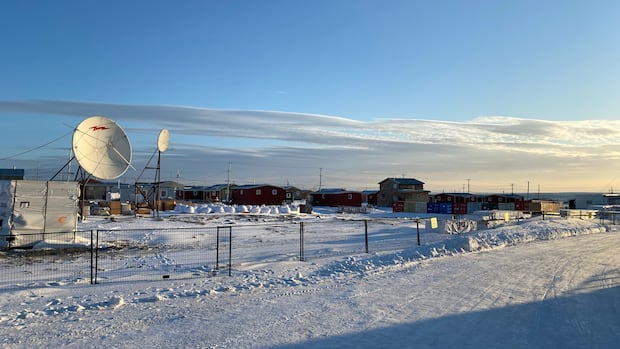 Residents of Nunavut’s Aggu riding set to vote again