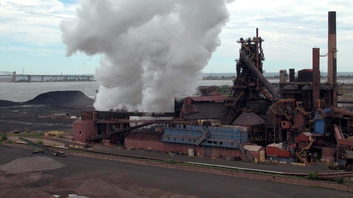 Hamilton air pollution equivalent to smoking a cigarette a day CBC.ca