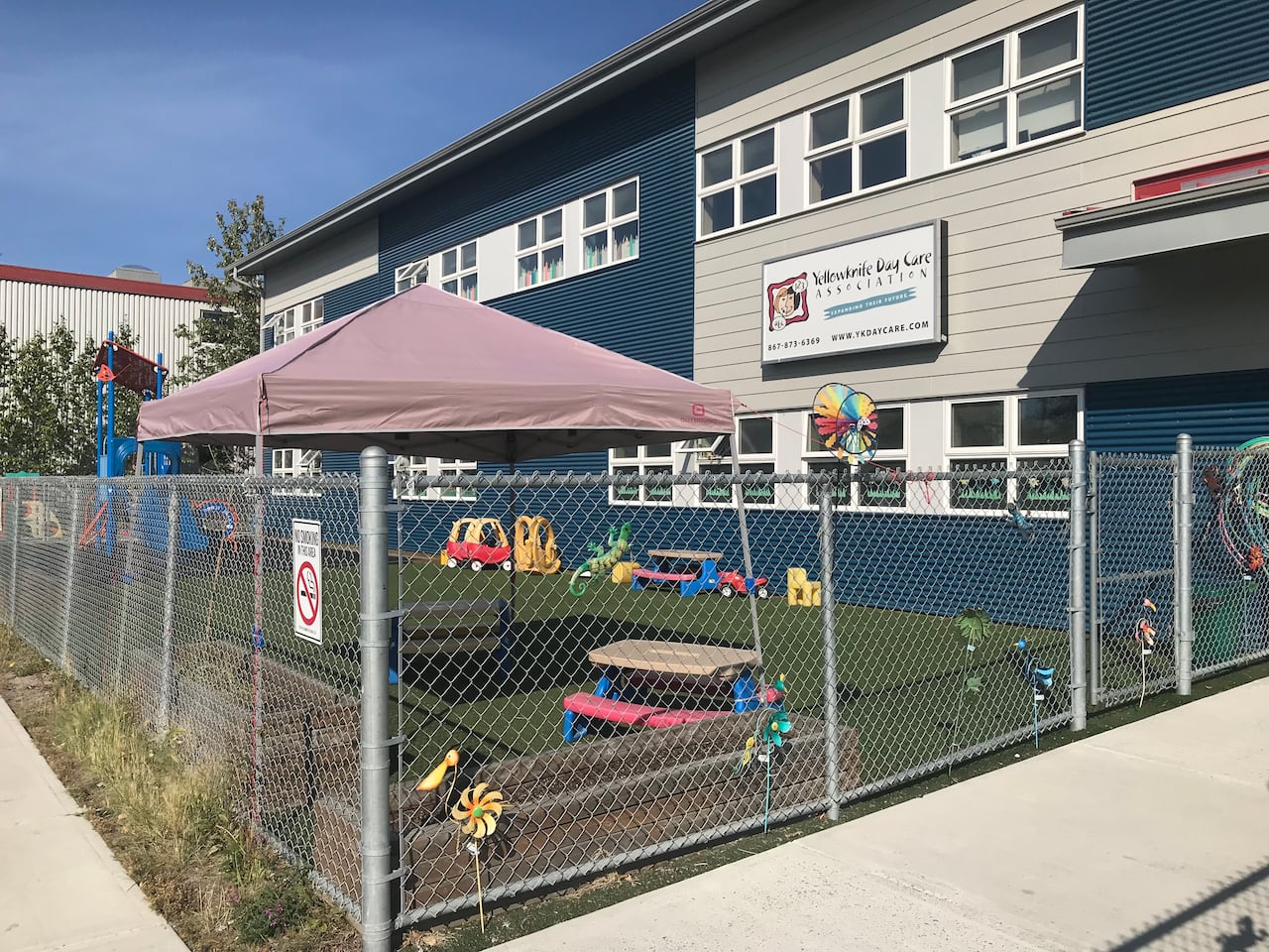 The Yellowknife Daycare Association is aiming to unfastened  it's installation  by Monday, successful  clip  for the delayed commencement  of the schoolhouse  year.