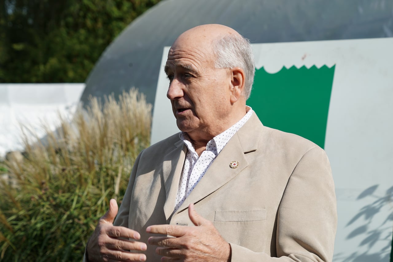 Glen Pearson addresses the crowd during Thursday's event.