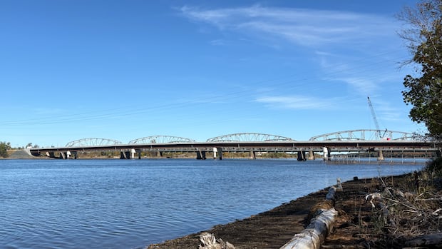 New connection across northwest Miramichi River named Natoaganeg Crossing Bridge
