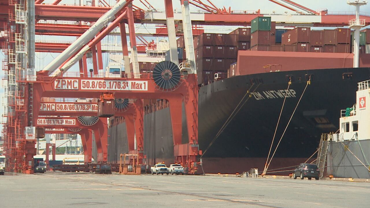 Imports and exports up at Port of Halifax last quarter: report