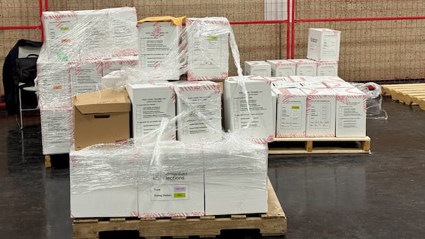 Edmonton Elections blames labour shortage, technology issues in voting and counting delay