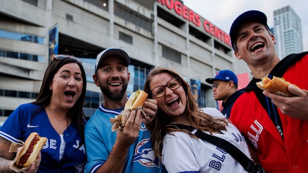 Blue Jays' World Series games expected to deliver economic home run to Toronto | CBC News