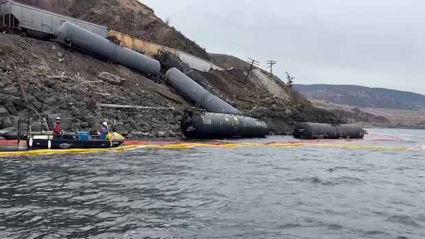 More than 80,000 litres of aviation fuel spilled beside B.C. lake after derailment