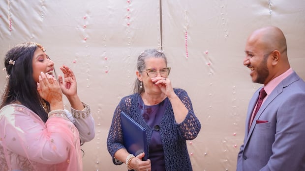 ‘I love love’: Retiring marriage commissioner reflects on 8 years of marrying B.C. couples