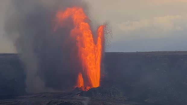 Kīlauea volcano on Hawaii’s Big Island is erupting again, shooting lava over 300 metres into the air in a rare display of sustained lava fountaining. Kīlauea volcano is a goldmine for scientists.