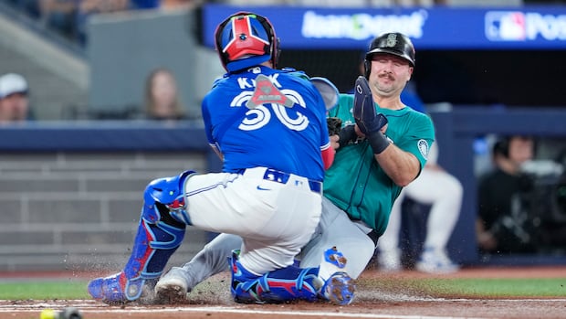 Mariners take 2-1 lead over Blue Jays in Game 1 of ALCS