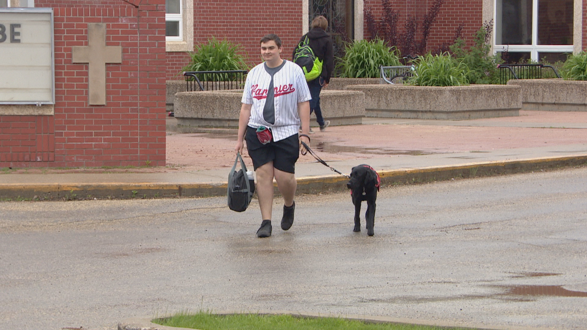 Good dogs! How Bingo and Doug helped this Sask. teen earn the diploma no one thought he would Good dogs! How Bingo and Doug helped this Sask. teen earn the diploma no one thought he would
