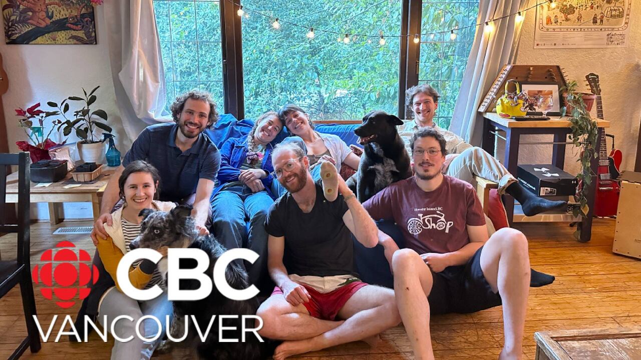 How these 8 B.C. roommates created a harmonious living arrangement | CBC.ca