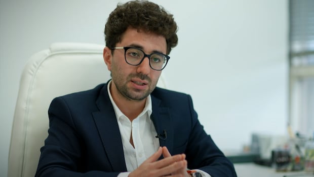 Toronto immigration lawyer Vakkas Bilsin