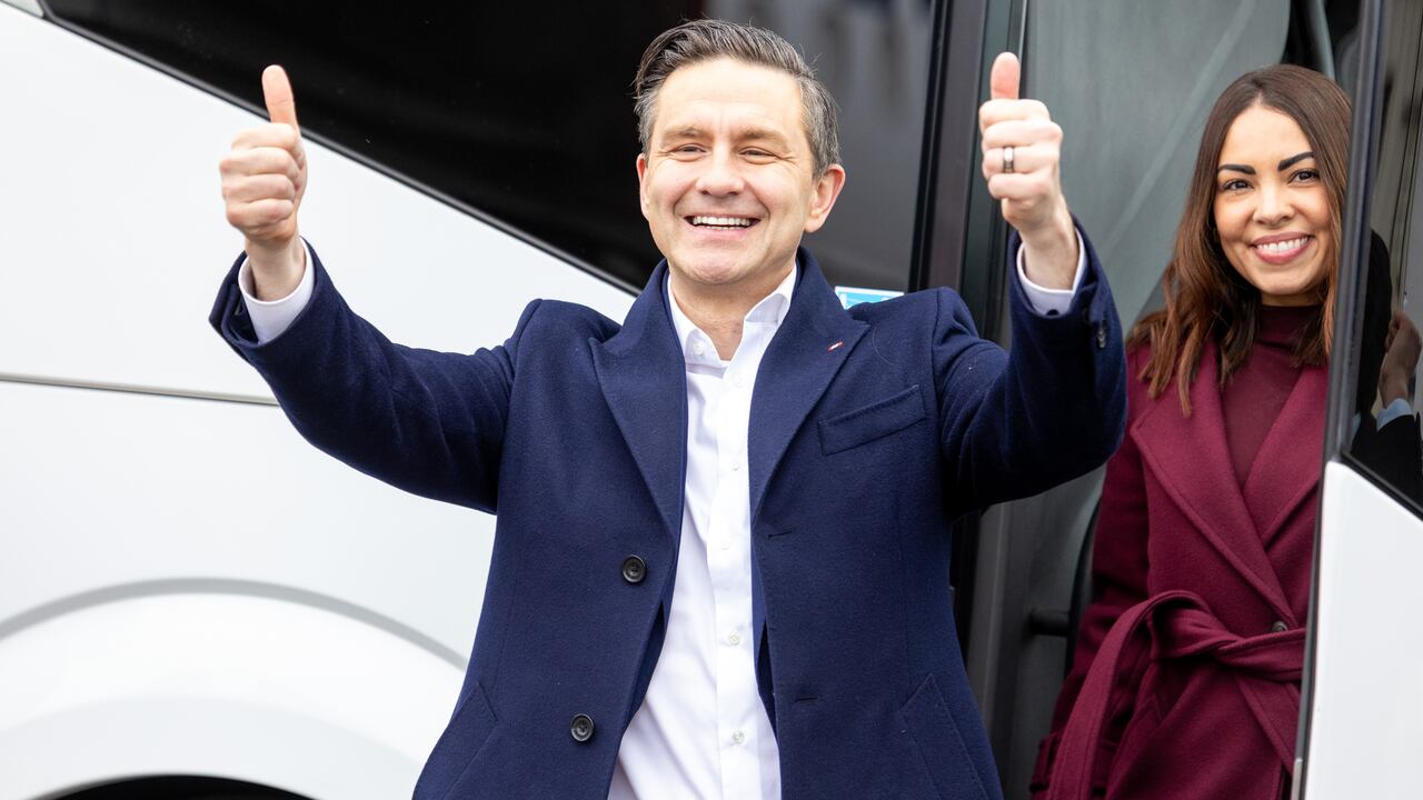 A antheral   gives 2 thumbs up.