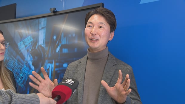 Investment group touts success in training Windsorites for battery jobs as NextStar vague on hiring timeline