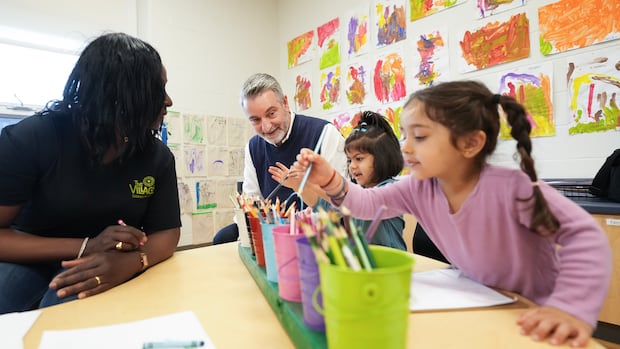 Ontario secures 1-year child-care extension to keep average fees at $19/day | CBC News