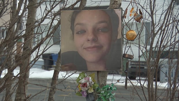 Unsealed court records name police suspect in killing of Madison Roy