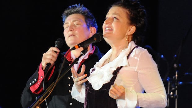 Jane Siberry among musicians to be inducted into Canadian Songwriters Hall of Fame